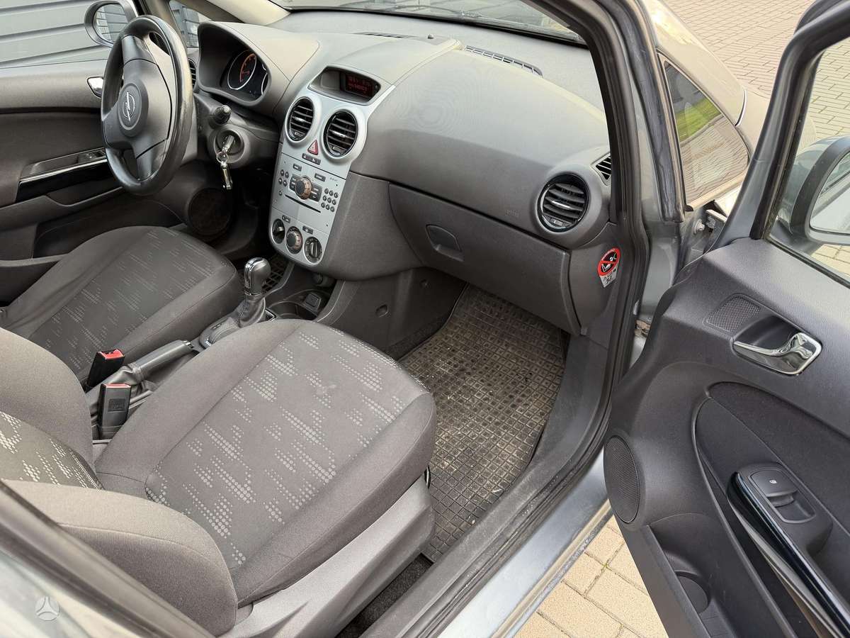 Opel Corsa, 1.4 l., hatchback