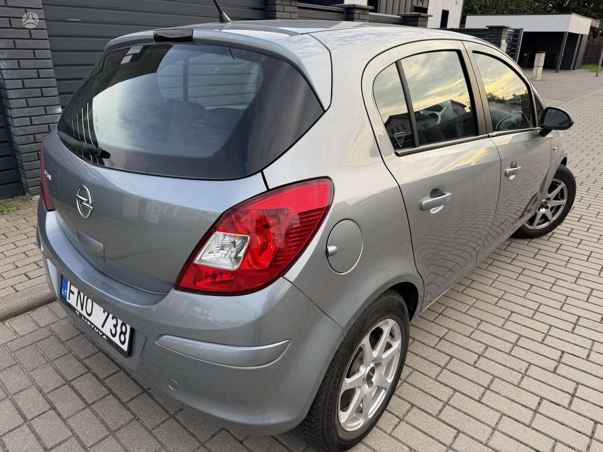 Opel Corsa, 1.4 l., hatchback