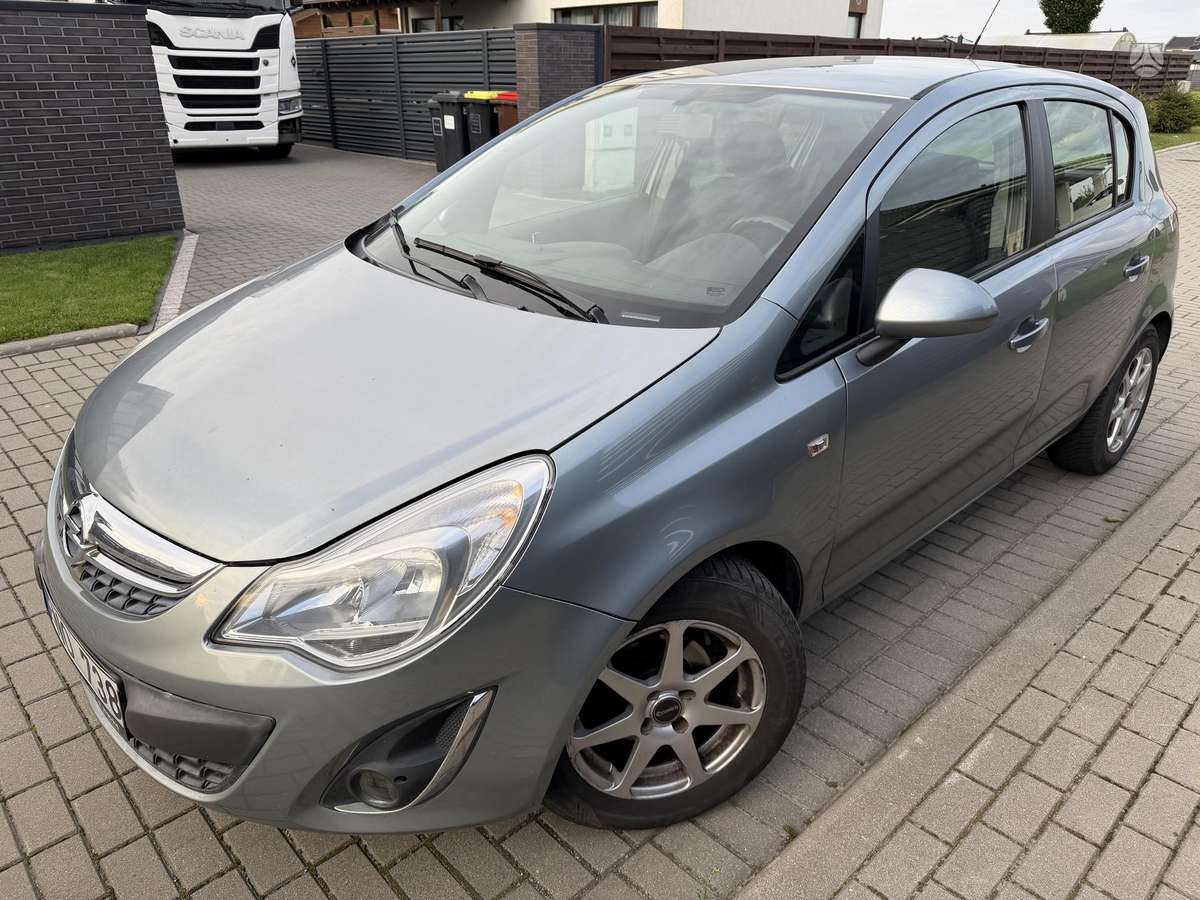 Opel Corsa, 1.4 l., Хэтчбек