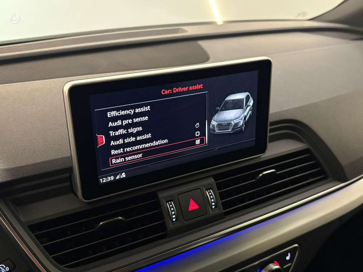 Audi SQ5, 3.0 l., off-road / crossover