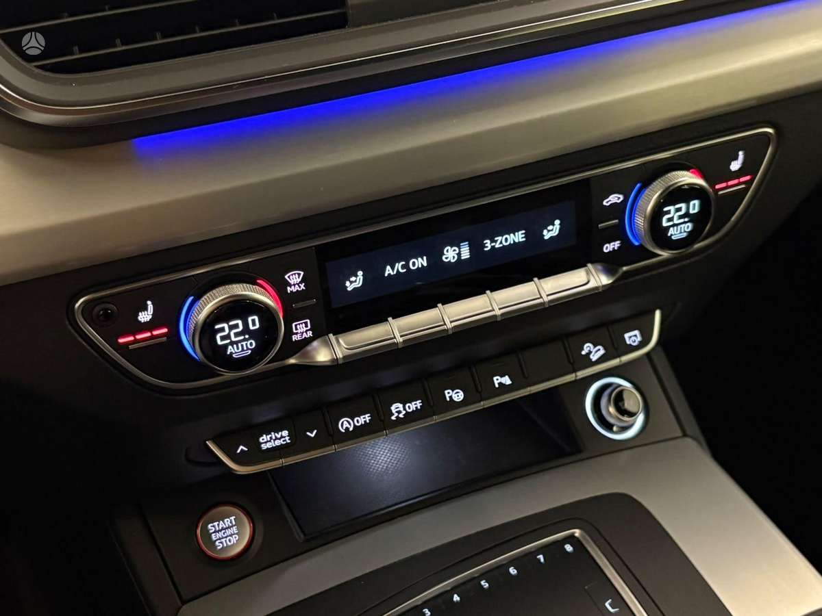 Audi SQ5, 3.0 l., off-road / crossover