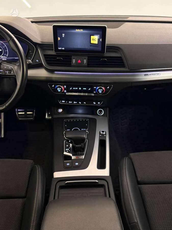 Audi SQ5, 3.0 l., off-road / crossover