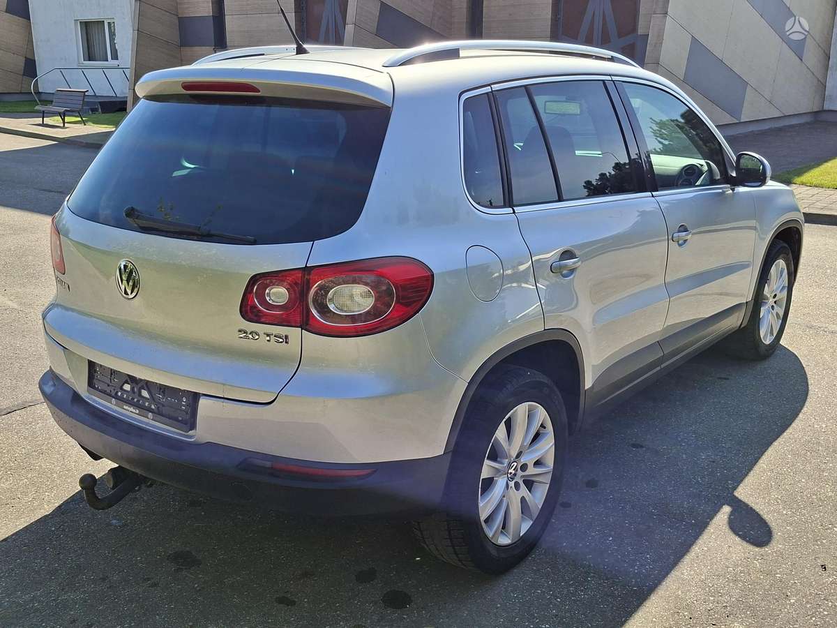 Volkswagen Tiguan - 3