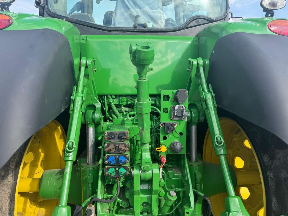 John Deere 8345R, traktori