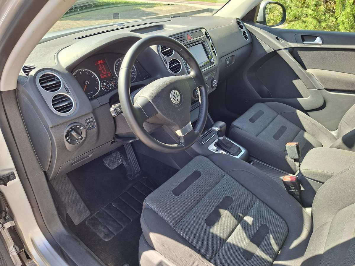 Volkswagen Tiguan - 6