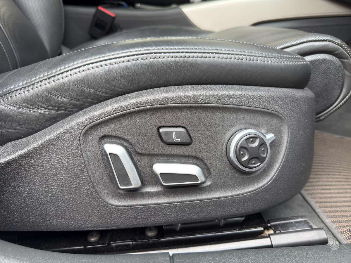 Audi A6 allroad, 3.0 l., wagon