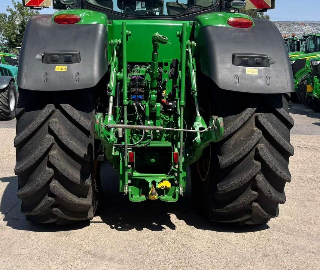John Deere 8370R, тракторы