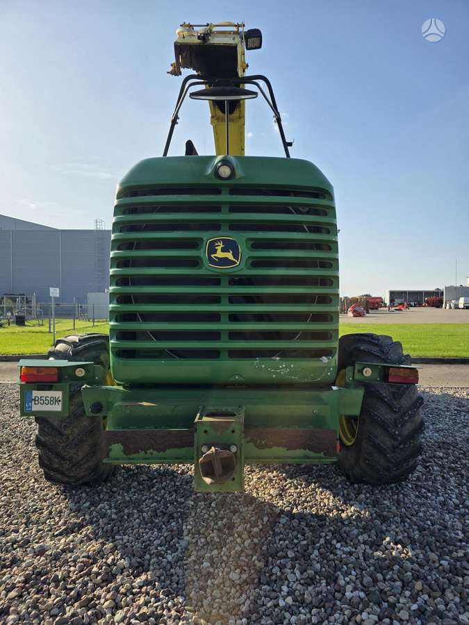 John Deere 7280, savaeigiai smulkintuvai