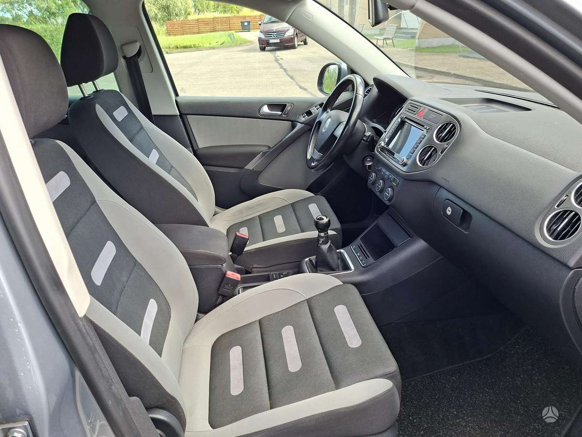 Volkswagen Tiguan - 7