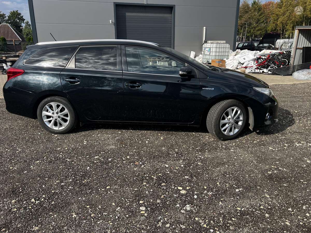 Toyota Auris - 3