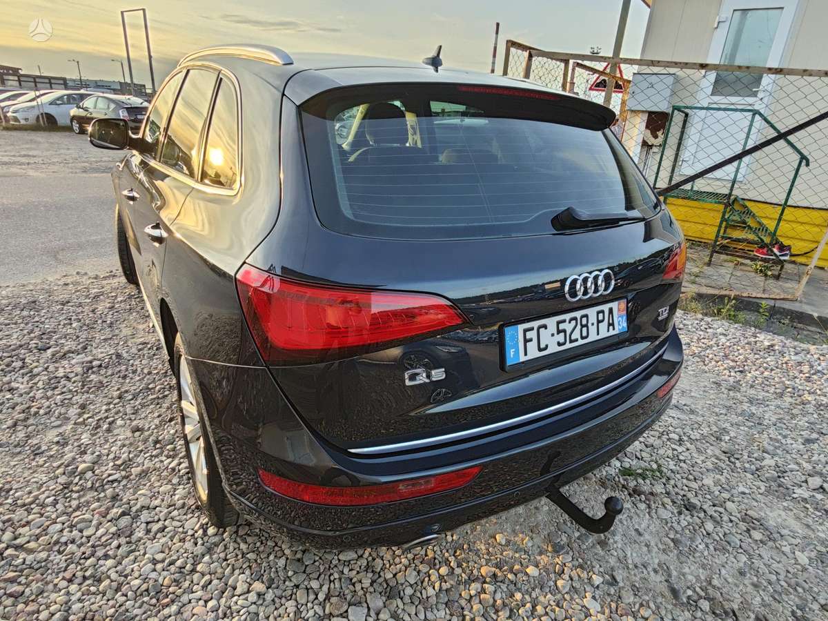 Audi Q5, 2.0 l., Внедорожник / Кроссовер