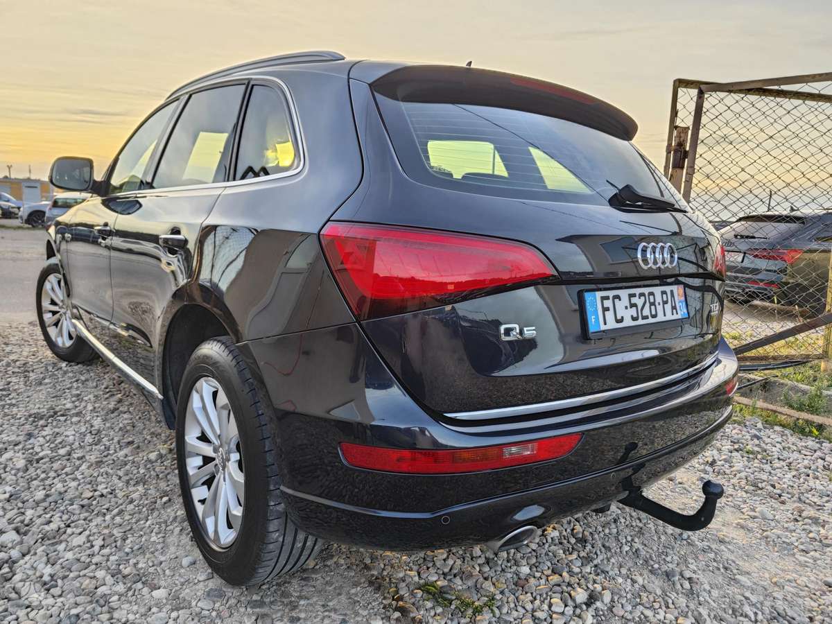 Audi Q5, 2.0 l., Внедорожник / Кроссовер