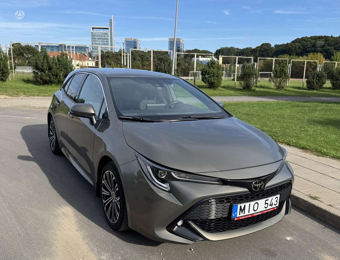 Toyota Corolla - 1