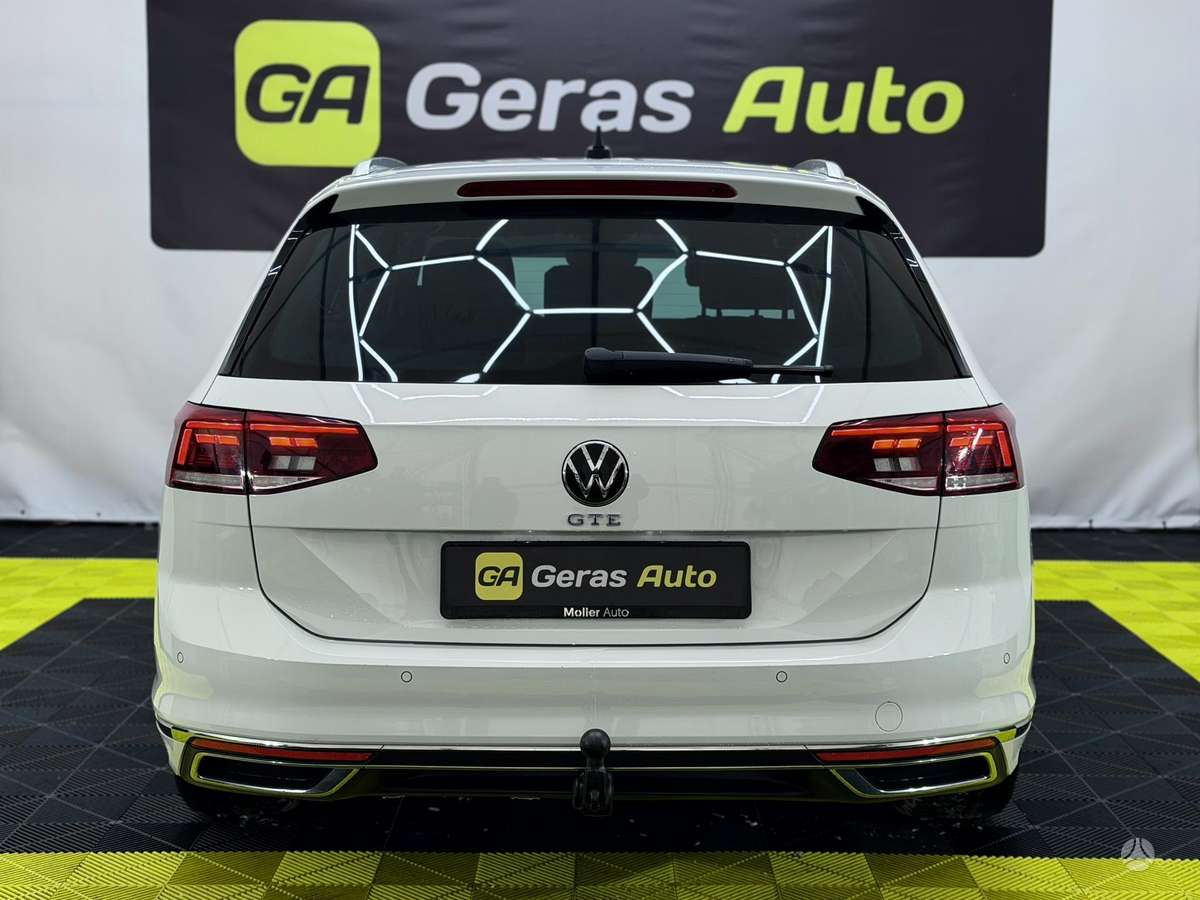Volkswagen Passat - 5