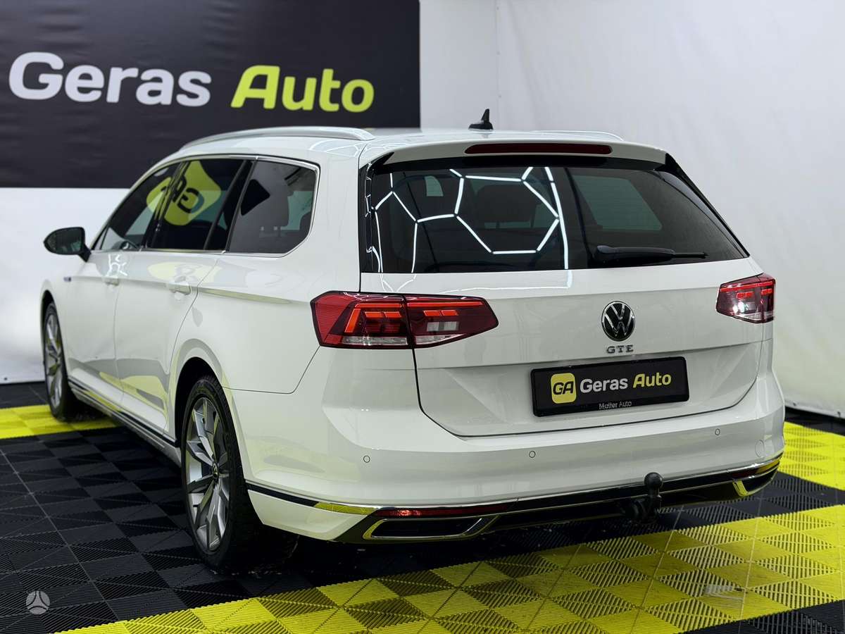 Volkswagen Passat - 6