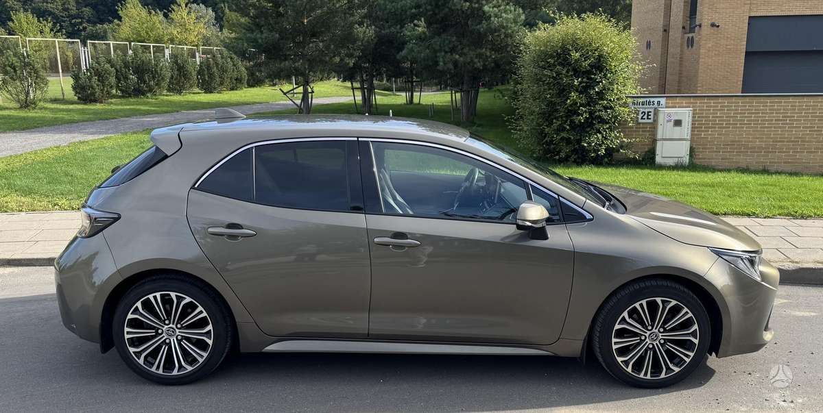 Toyota Corolla - 7