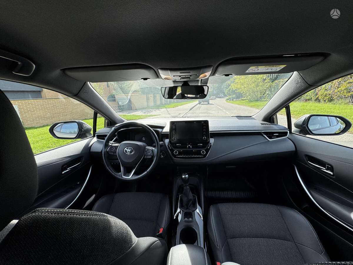 Toyota Corolla, 1.2 l., Хэтчбек