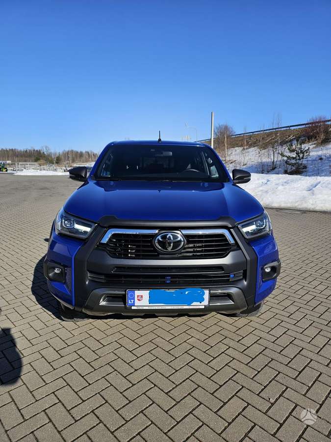 Toyota Hilux - 3