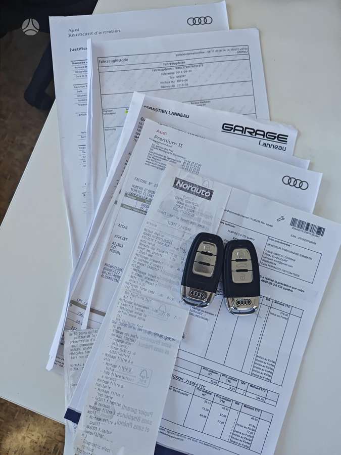 Audi Q5, 2.0 l., off-road / crossover