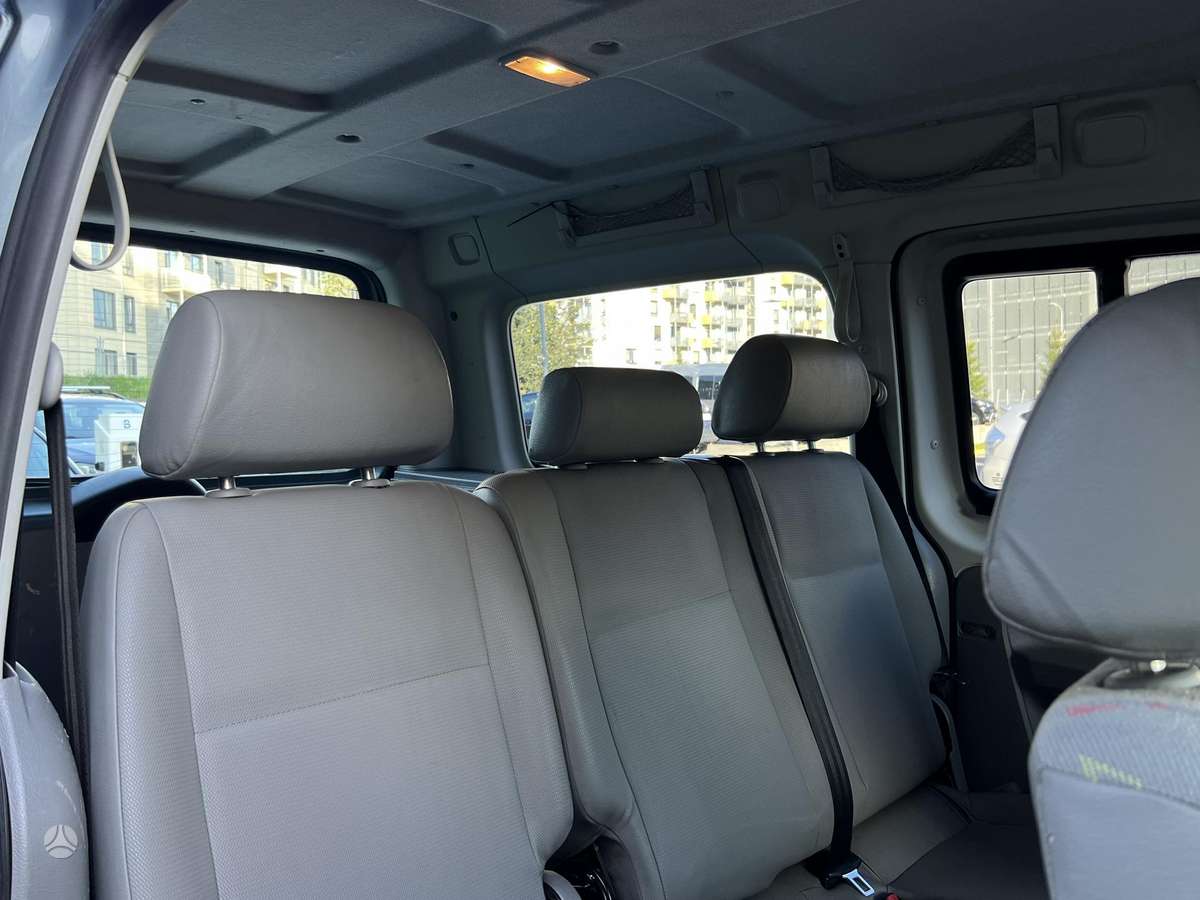Volkswagen Caddy Maxi - 12