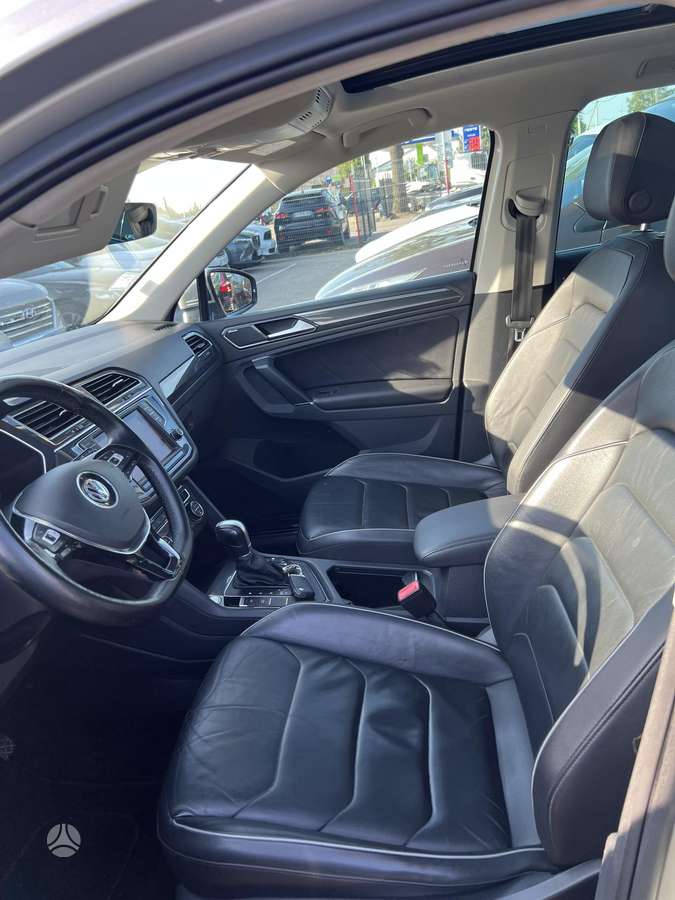 Volkswagen Tiguan - 5