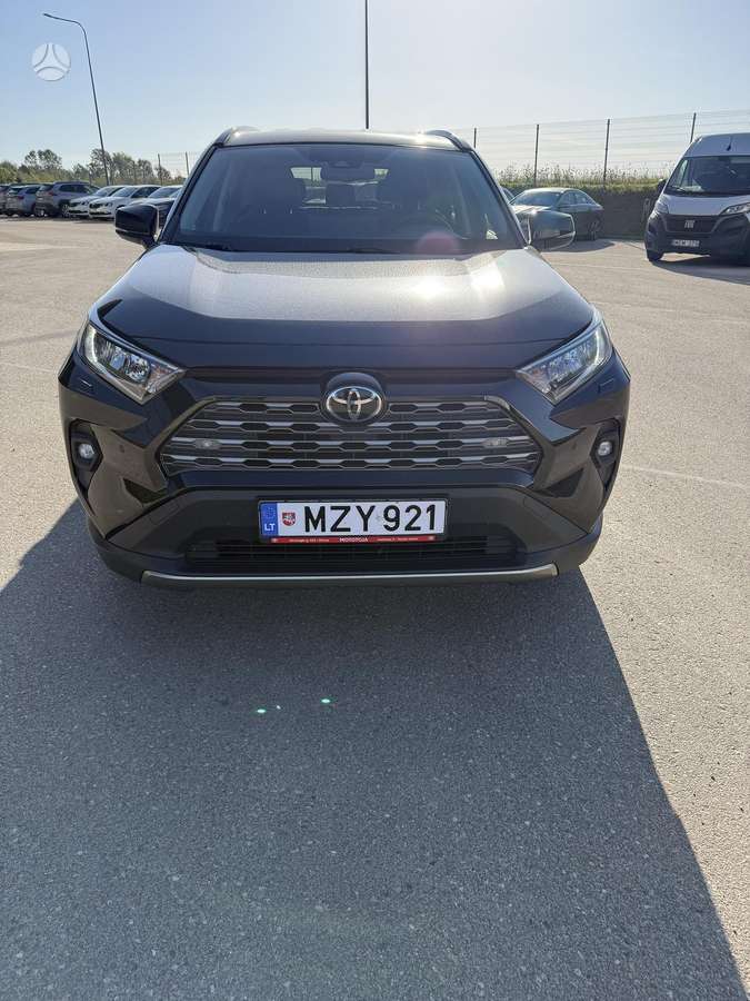 Toyota RAV4 - 2