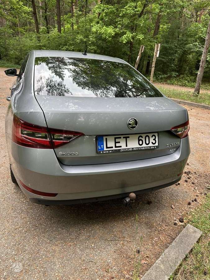 Škoda Superb - 5