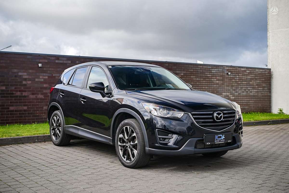 Mazda CX-5, 2.2 l., off-road / crossover