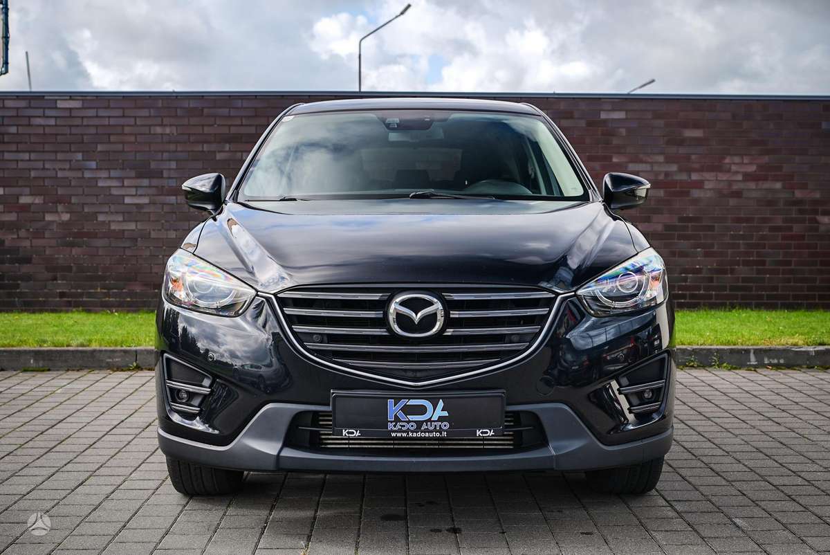 Mazda CX-5, 2.2 l., off-road / crossover
