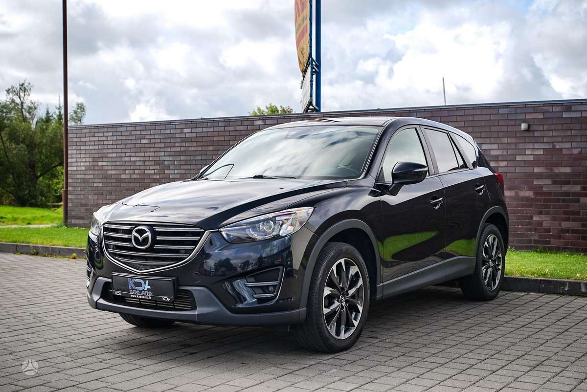 Mazda CX-5, 2.2 l., off-road / crossover