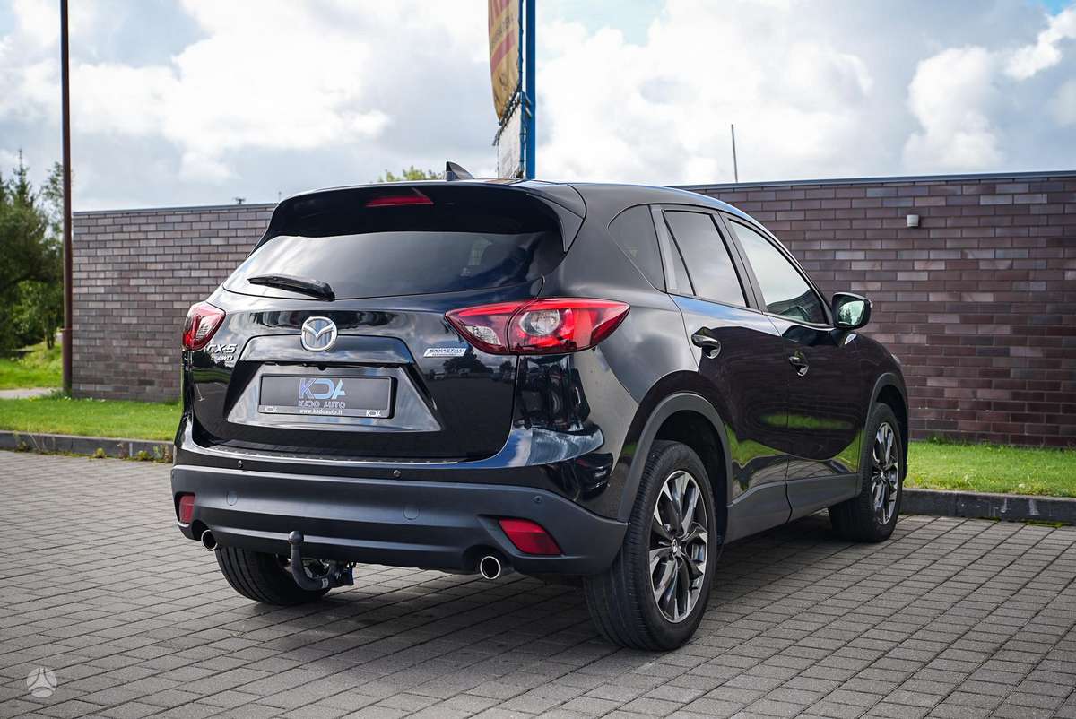 Mazda CX-5, 2.2 l., off-road / crossover