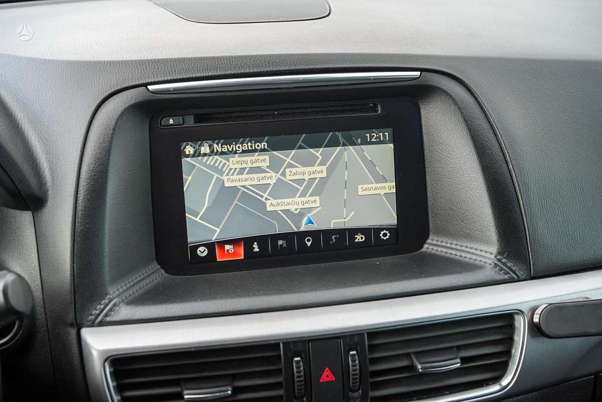 Mazda CX-5, 2.2 l., off-road / crossover