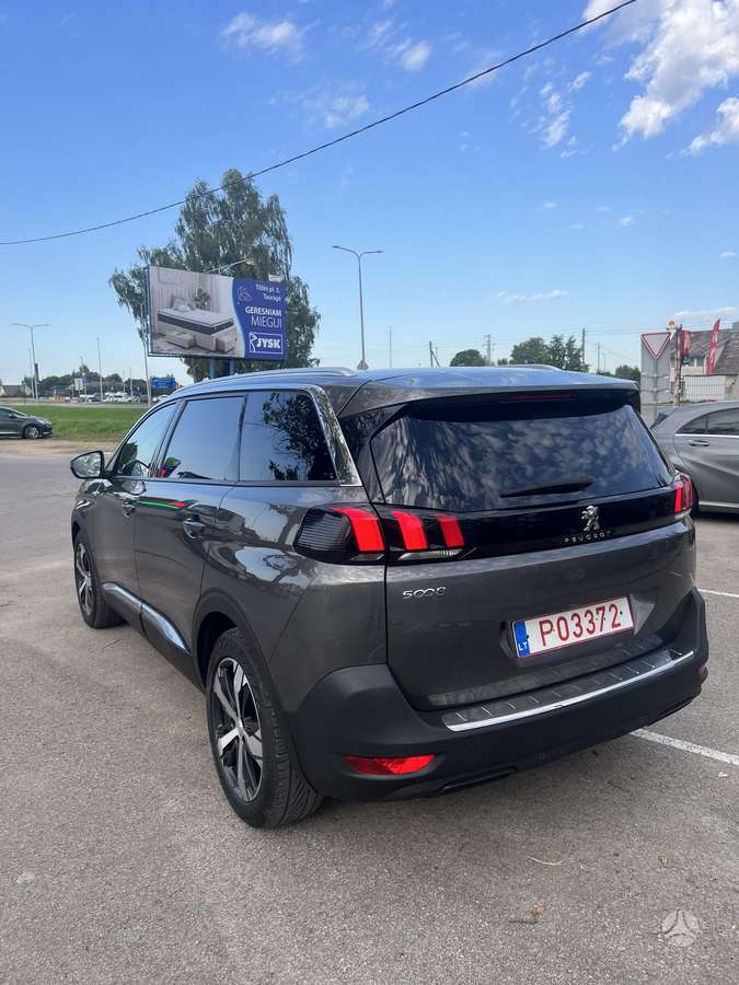 Peugeot 5008 - 4