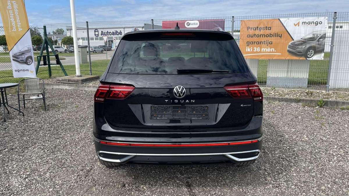 Volkswagen Tiguan - 9