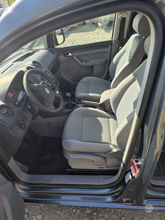 Volkswagen Caddy - 10
