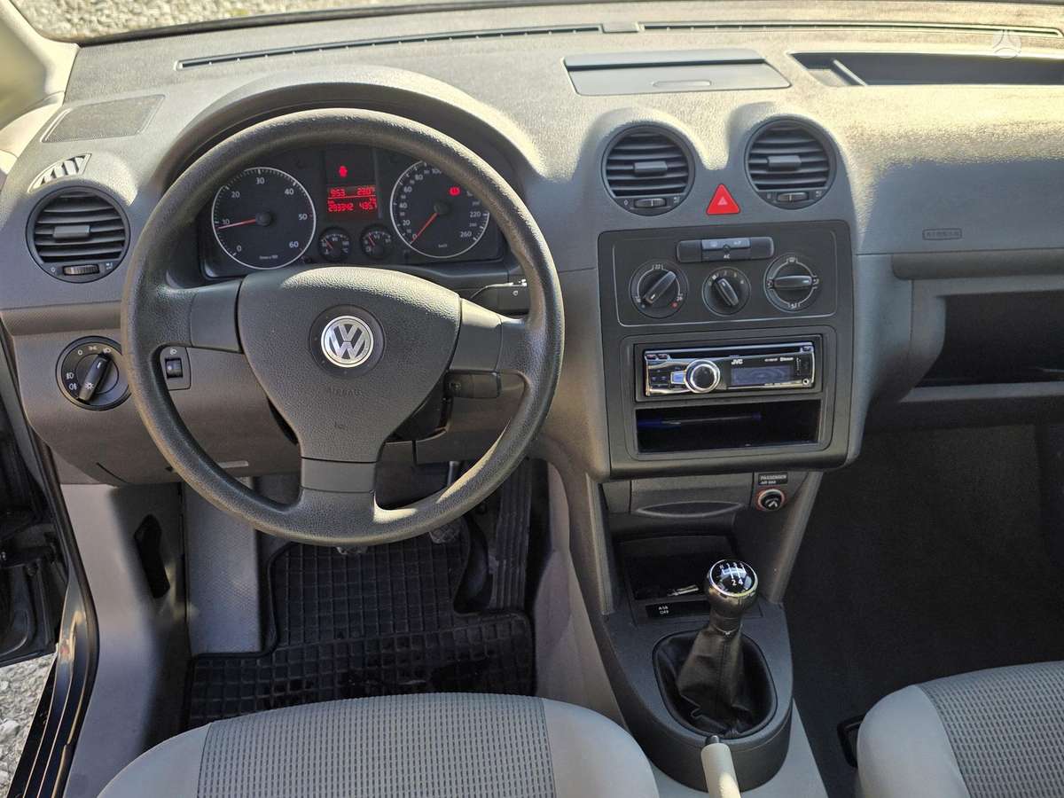 Volkswagen Caddy - 11