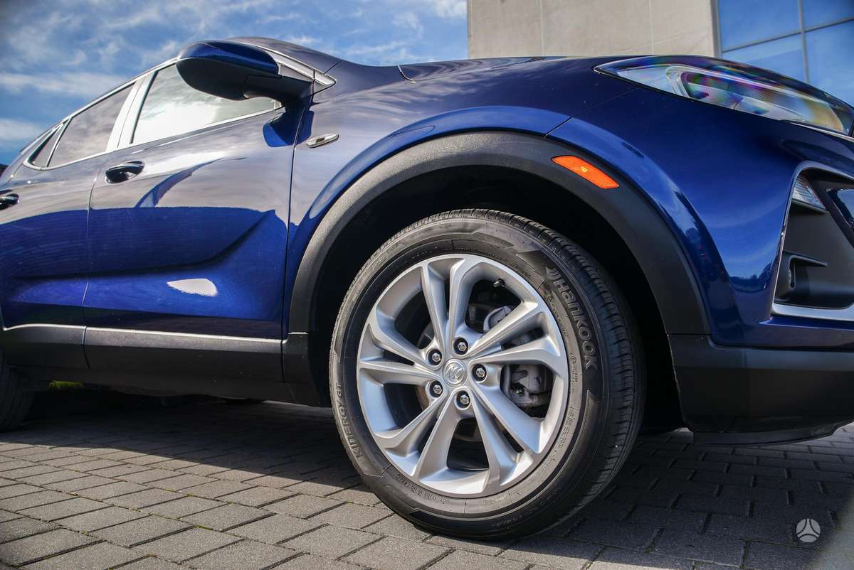 Buick Encore, 1.2 l., off-road / crossover