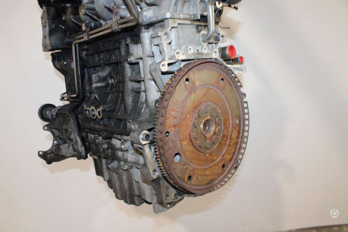 Volvo XC70, D5244T4, двигатель