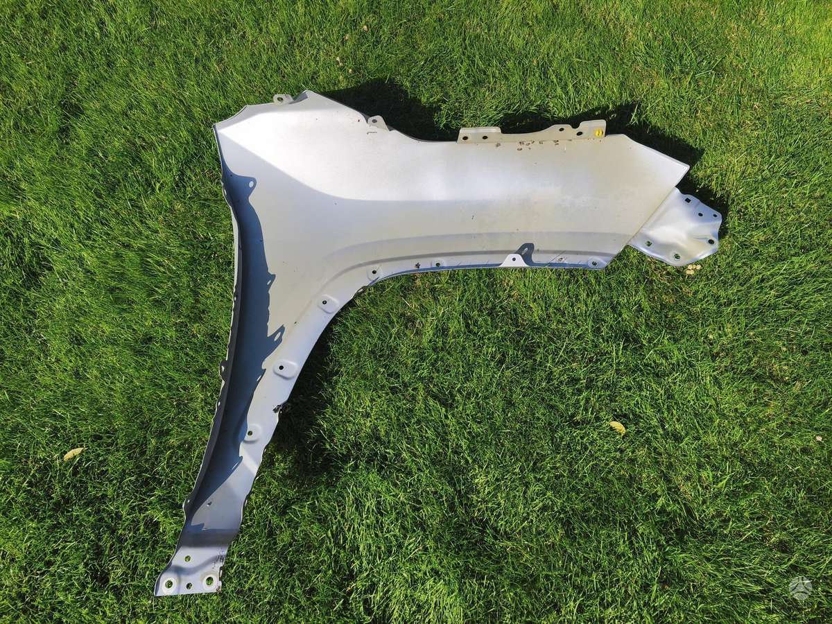 Toyota RAV4 fenders