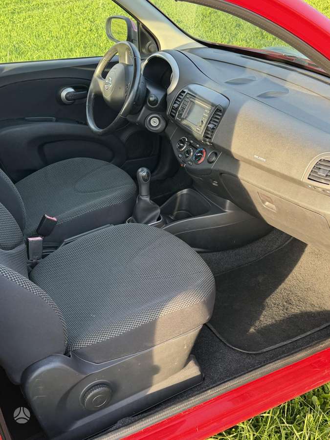 Nissan Micra, 1.2 l., hatchback