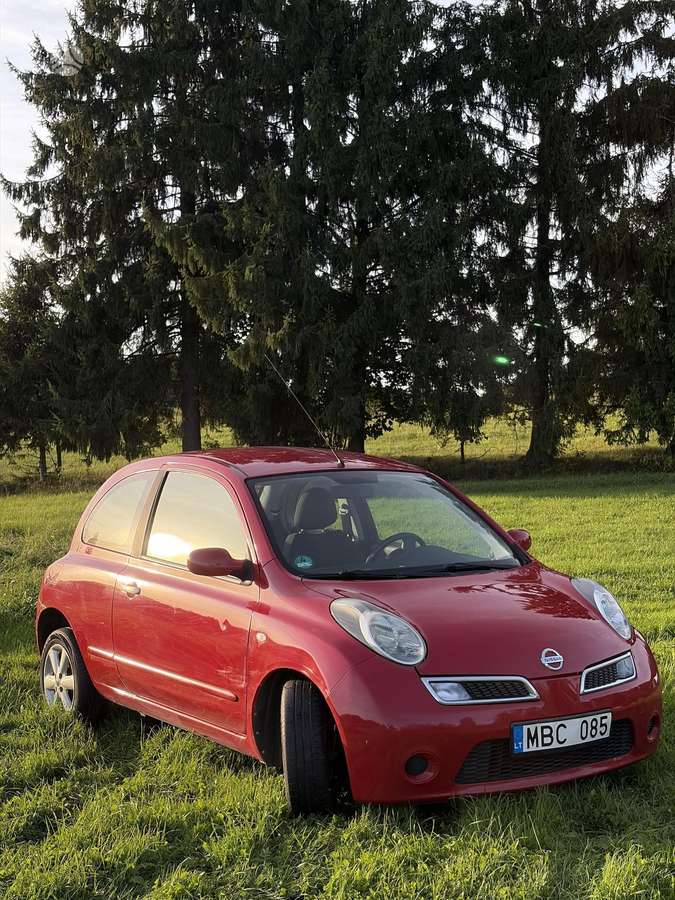 Nissan Micra, 1.2 l., hatchback