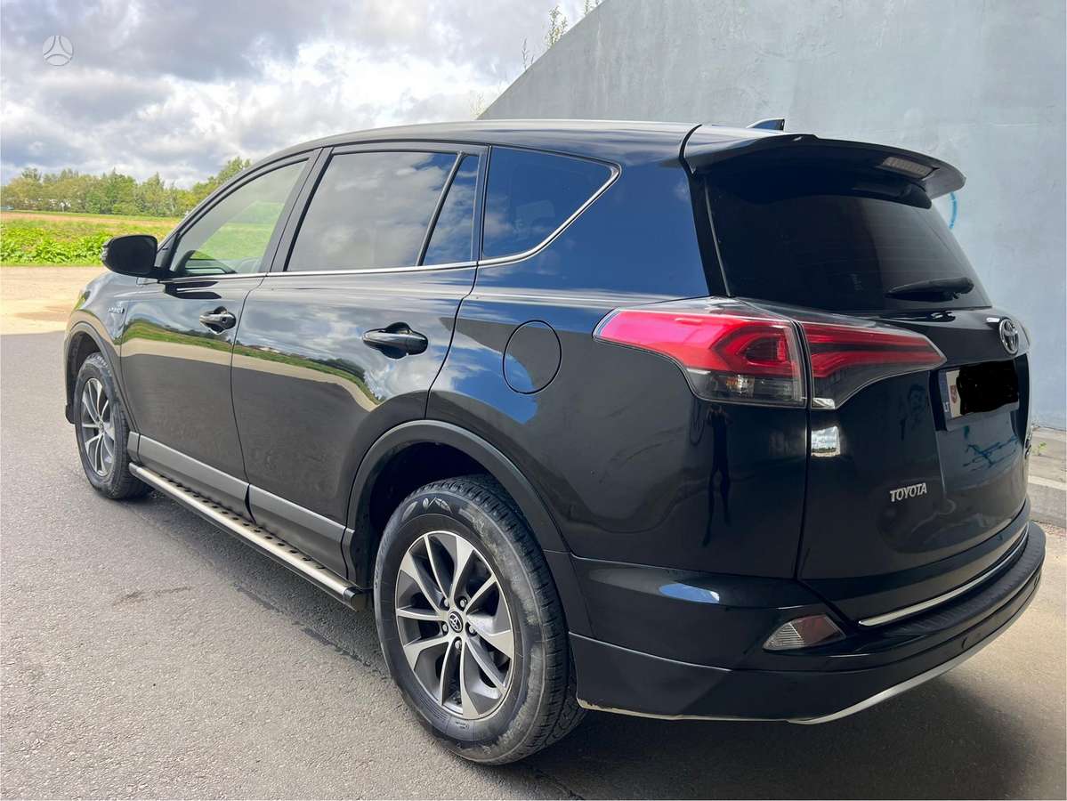 Toyota RAV4 - 7