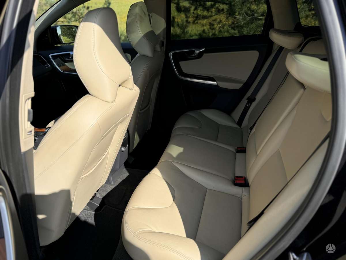 Volvo XC60 - 12