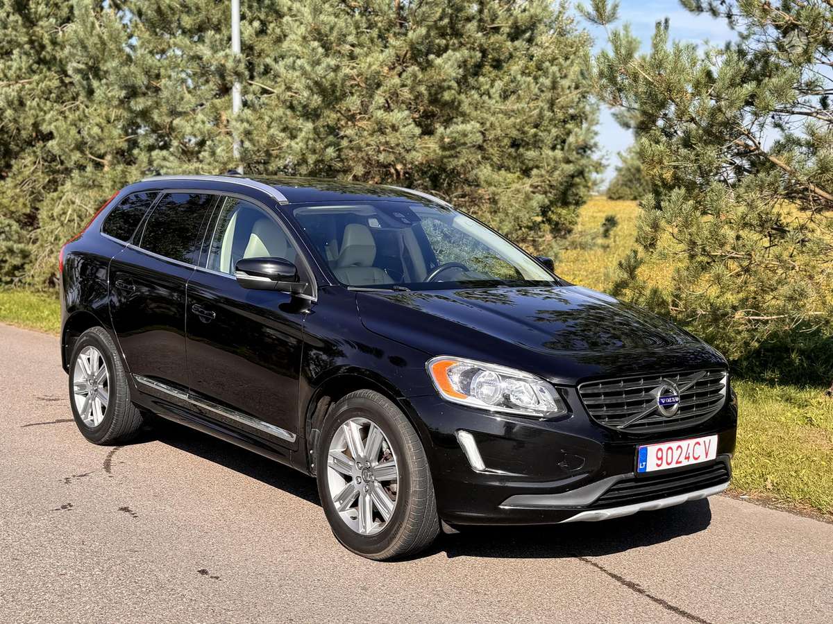 Volvo XC60, 2.0 l., off-road / crossover