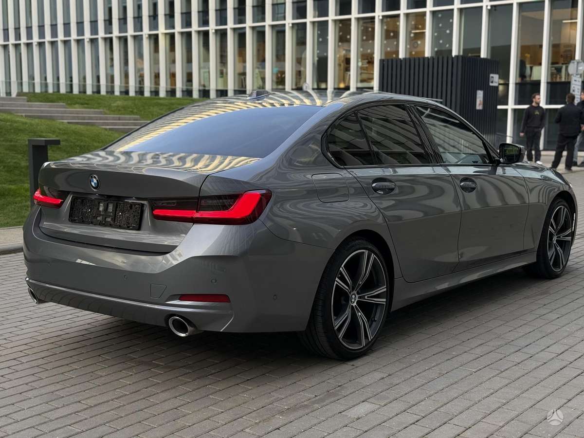 BMW 320, 2.0 l., Седан