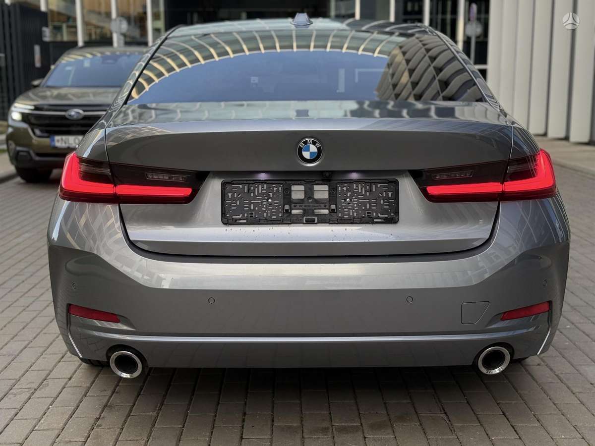 BMW 320 - 4