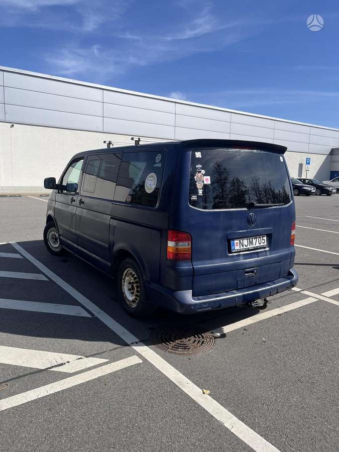 Volkswagen Multivan - 3