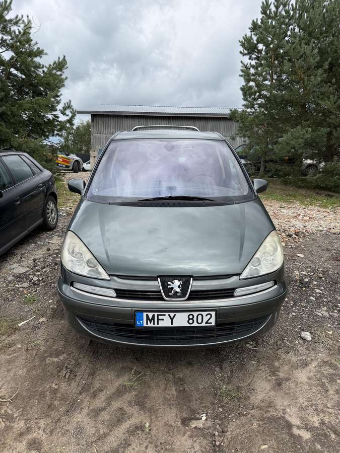 Peugeot 807 - 1