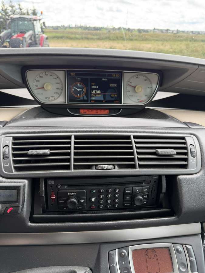 Peugeot 807 - 12