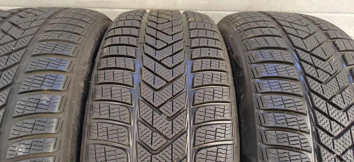 Pirelli Soto Zero 3 elect TO, winter 235/45 R18